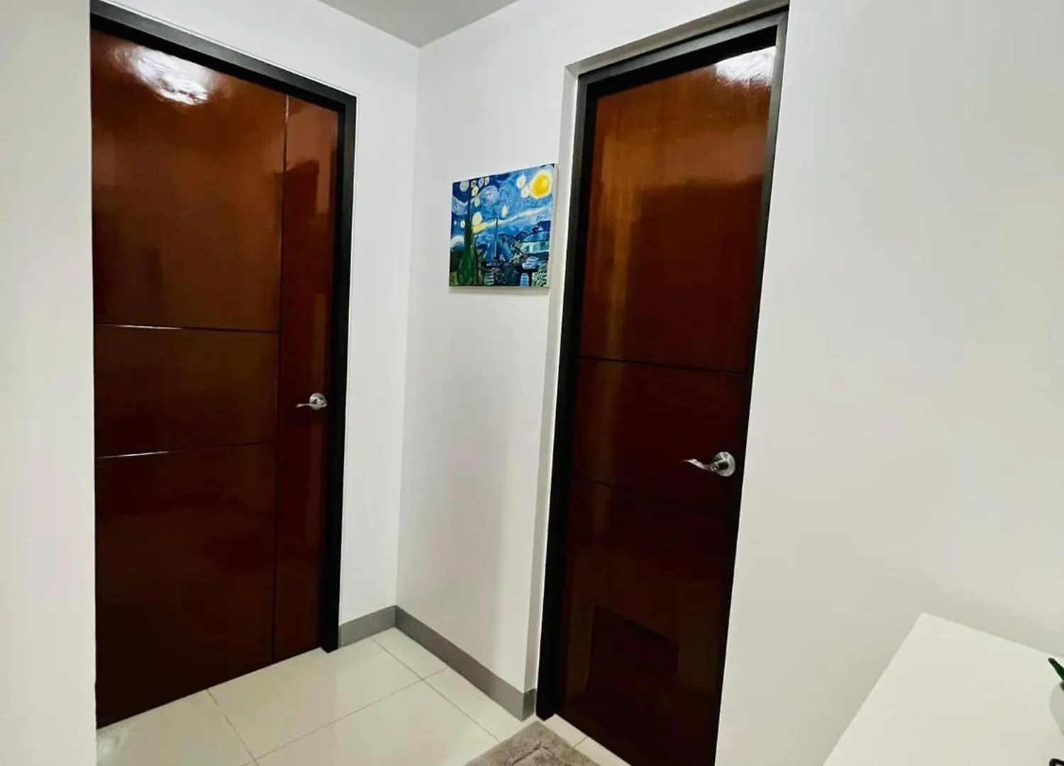 Aparthotel Beautiful 2 Bedroom In Uptown Bgc Manila