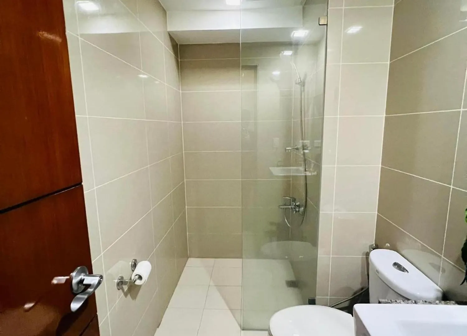 Aparthotel Beautiful 2 Bedroom In Uptown Bgc Manila